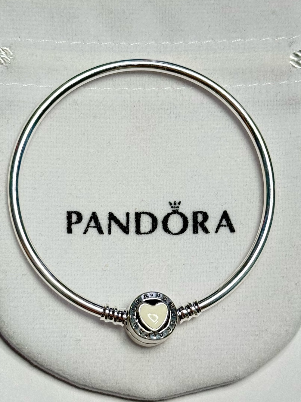 Pandora Sterling Silver Loving Heart White Enamel Bangle Bracelet 18 cm